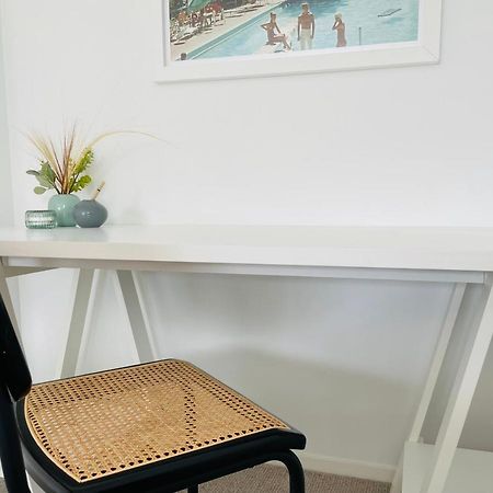Deluxe Downtown Mount Maunganui Villa ภายนอก รูปภาพ
