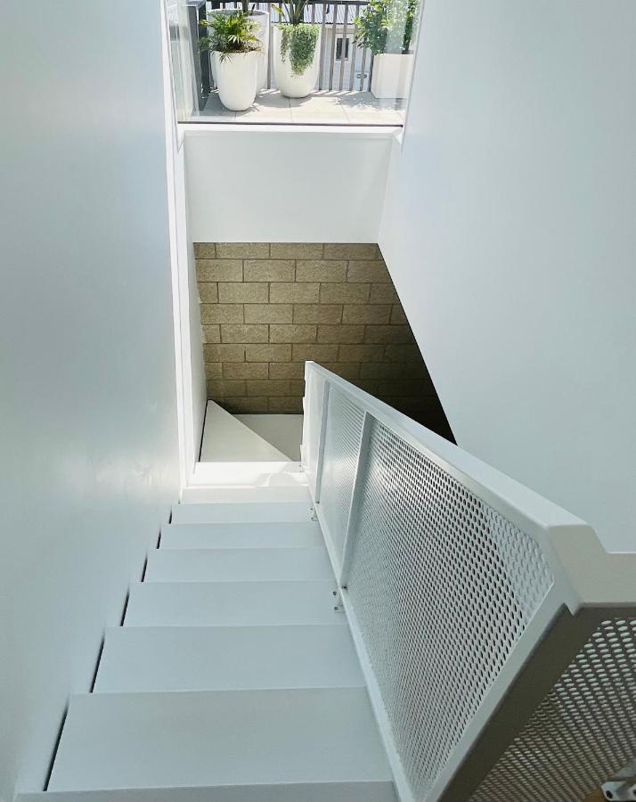 Deluxe Downtown Mount Maunganui Villa ภายนอก รูปภาพ